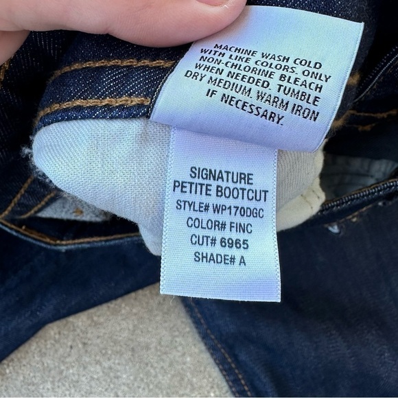 Hudson Signature Petite Bootcut Jeans - Picture 6 of 6